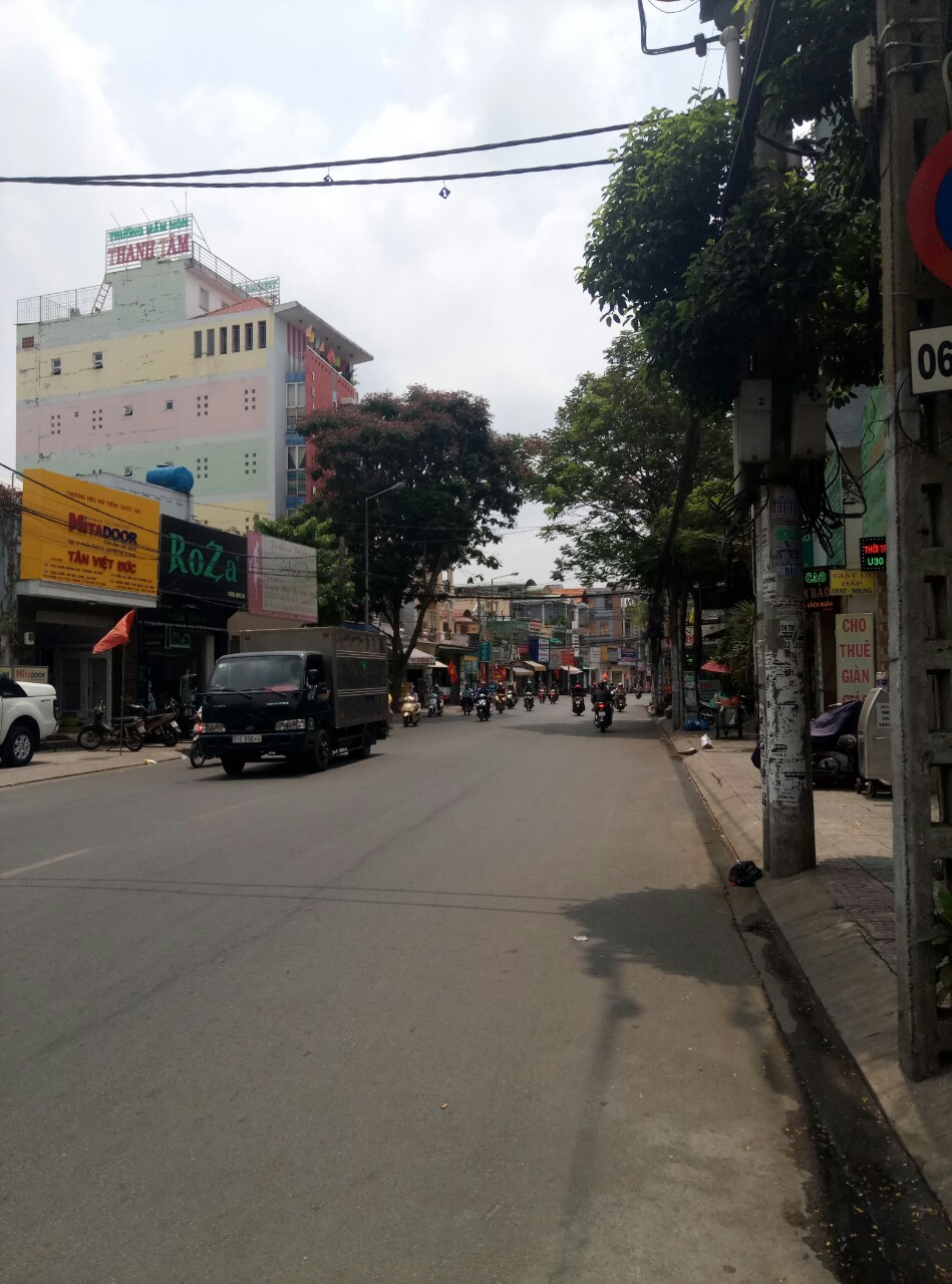 MTKD Vườn Lài, P. Phú Thọ Hòa, Tân Phú, 4,2x17m, giá 8.3 tỷ. LH 0878078878