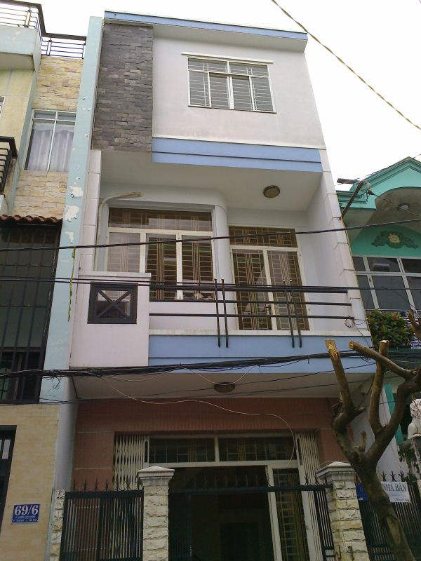  Gấp.Bán nhà HXH Lê Quang Định.2 lầu.Dt: 7x10m.Giá chỉ: 6.2tỷ