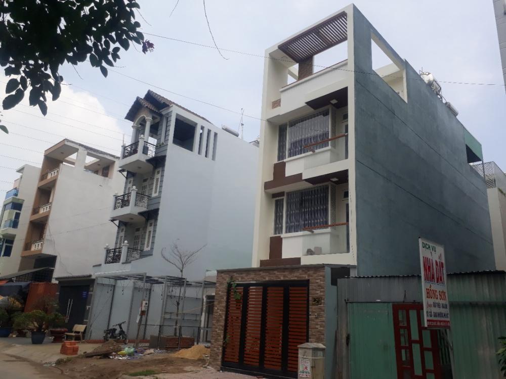 Bán nhà đường 6m đối diện chung cư Phú Nhuận, quận 12