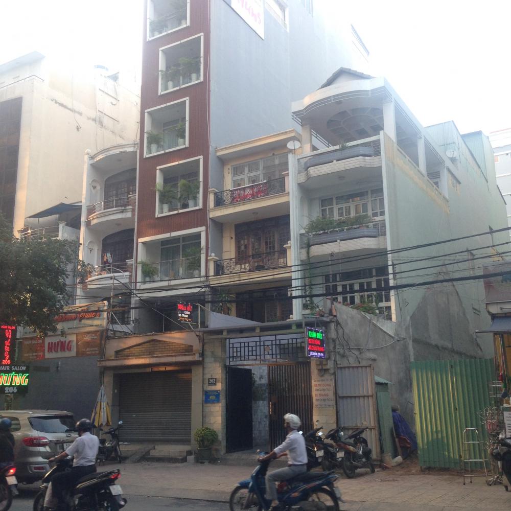 Bán gấp nhà MT Nguyễn Phi Khanh Quận 1, 4x22m, 5 Tầng, 15.5 tỷ. LH: 0901671689