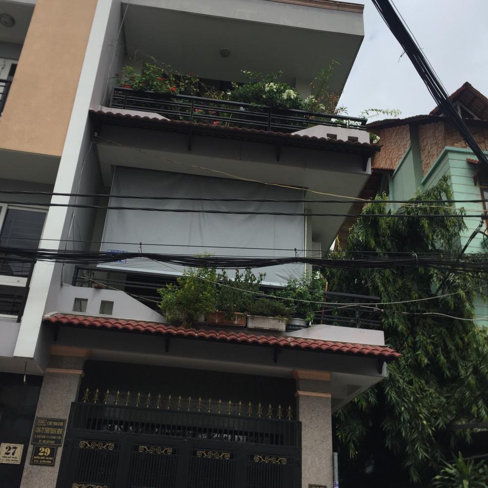 Bán nhà hẻm chữ U 8m đường Huỳnh Lan Khanh, P2, Tân Bình, DT: 5x 21m, giá 17.5 tỷ TL
