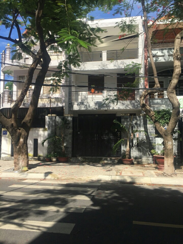 Bán nhà mặt phố tại Đường 53, Phường Tân Phong, Quận 7, Tp.HCM diện tích 217m2  giá 13,5 Tỷ