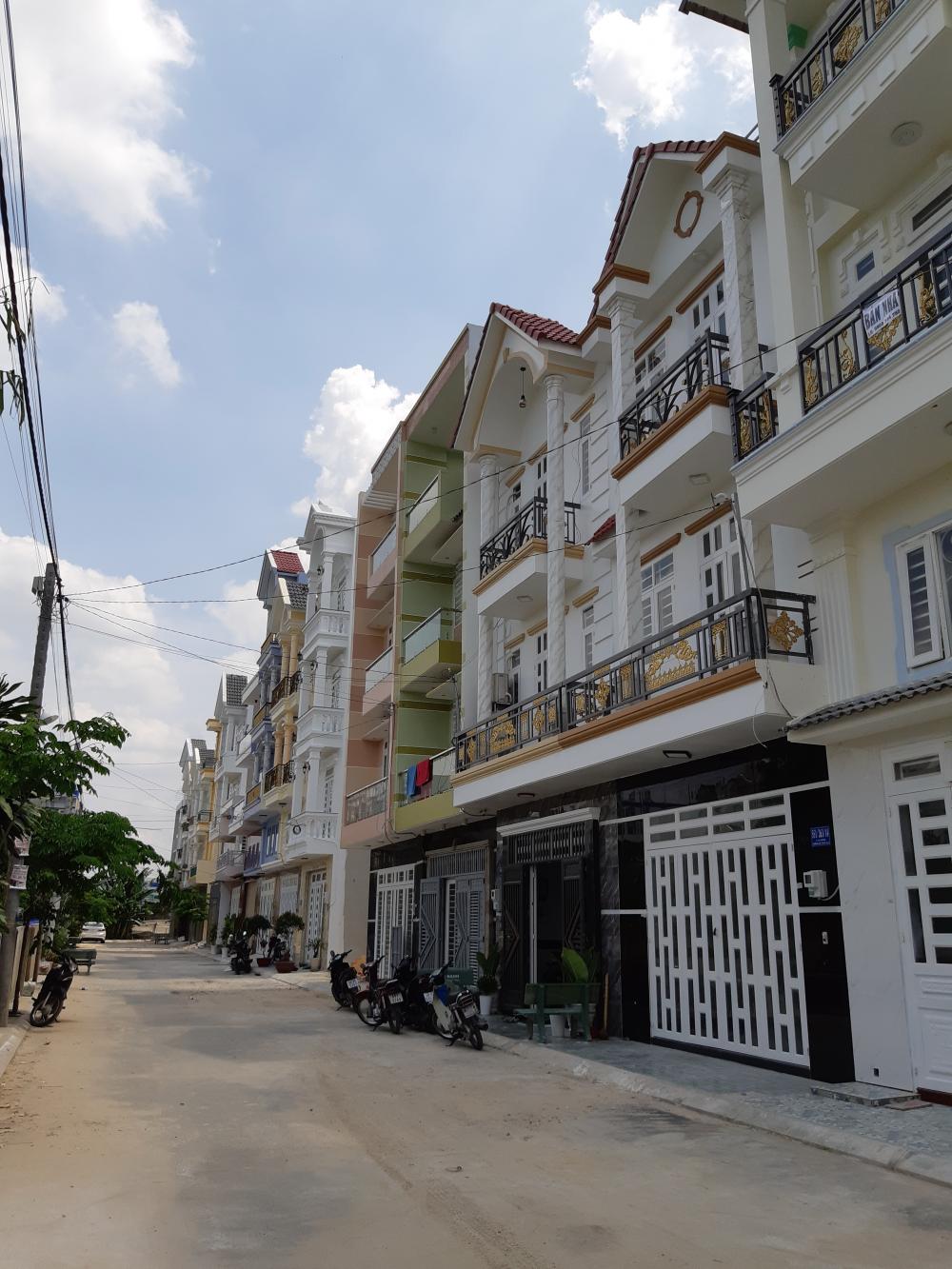 Nhà mới xây, đường nhựa 9m, gần Lê Văn Khương, Hiệp Thành, (5x13m), đúc 4 tấm, 4 tầng, 5 phòng