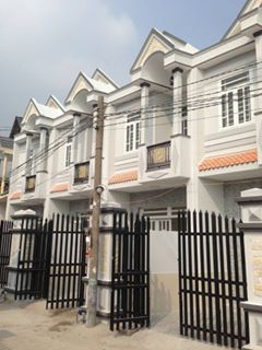 Cần bán nhà 3,2x14m trên đường Lê Văn Lương ngay cầu ông bốn 