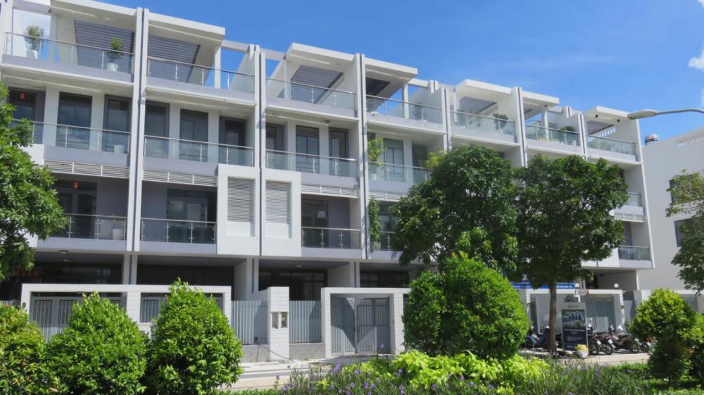 Thật dễ dàng sỡ hữu căn nhà tuyệt đẹp tại Dương Hồng Garden House với giá chỉ 6 tỷ. LH 0905 883 487