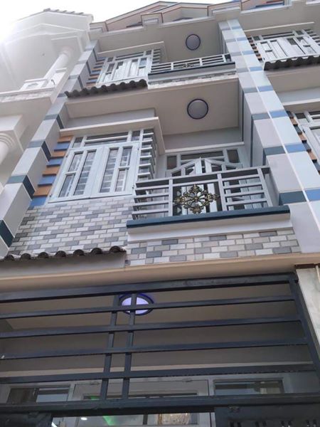 Bán nhà đẹp chính chủ giá rẻ nhất Sài Gòn 4x10m ngay trung tâm quận 12