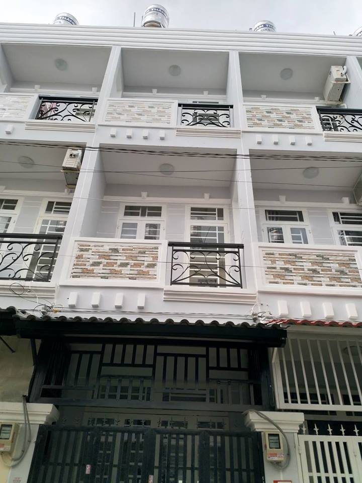 Cần bán nhà 4 Tầng, tại Lê Văn Lương, gần Hoàng Anh Gold House, 2.3 tỷ