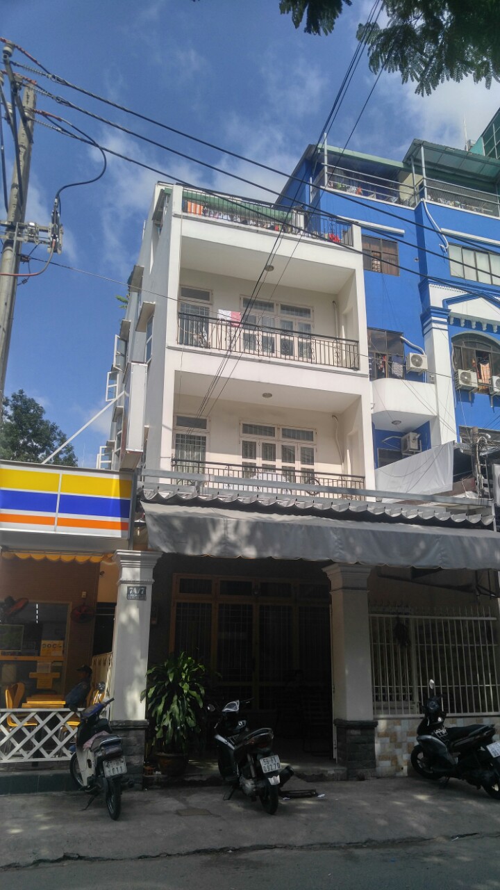 Bán gấp nhà mặt tiền  Nguyễn Tri Phương phường 9 , Quận 10, giá 18 tỷ.