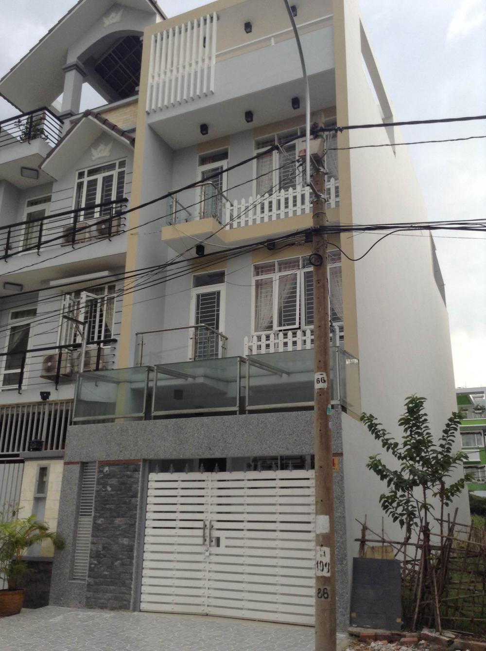 Bán nhà MT Vĩnh Viễn, Q. 10, căn góc gần Nguyễn Tri Phương, DT 6x20m, 3 lầu. LH 0911 70 9779