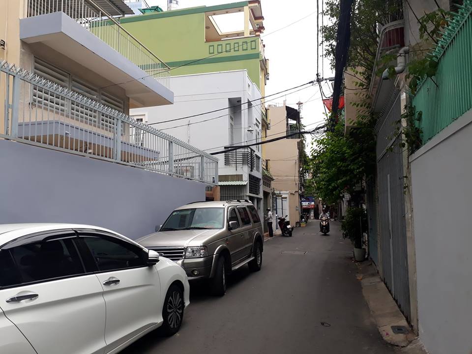Nhà Hiếm Kế Sân Bay,  Huỳnh Lan Khanh, P2, Tân Bình 85m2 10,2 tỷ.  