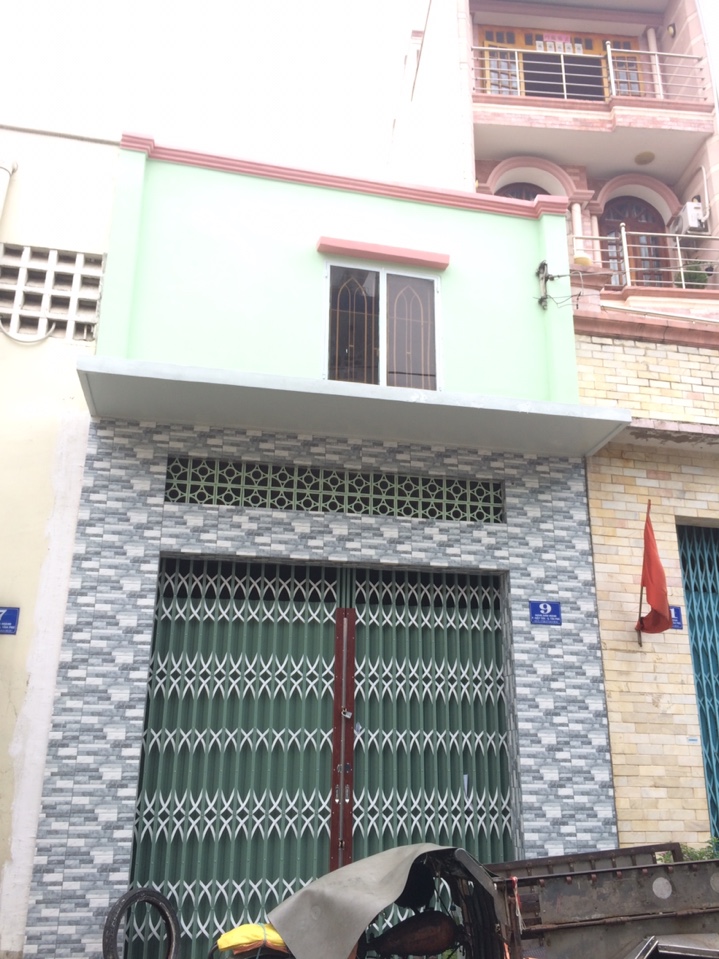 Bán nhà hẻm 90 trần văn ơn,P.tân sơn nhì,Q.tân phú, dt: 4x17, cấp 4,giá: 6,5 tỷ,hẻm 12m thông có lề đường