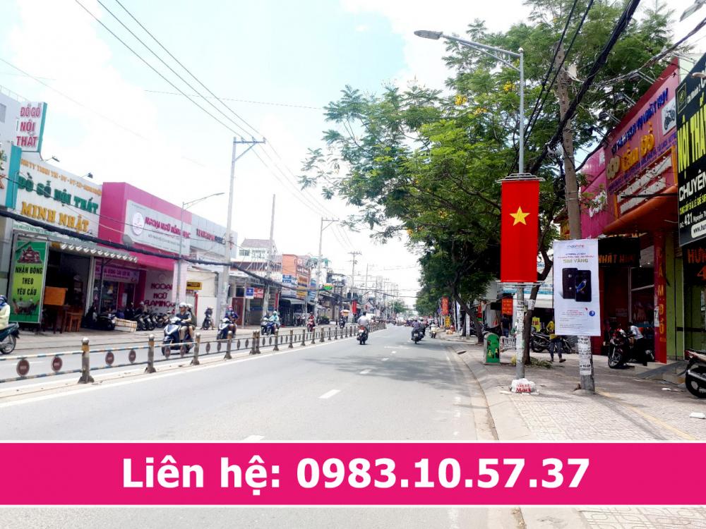 Bán nhà mặt tiền Nguyễn Thị Thập, diện tích 12x37 giá 85 tỷ. LH 0983105737