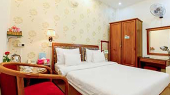Cần bán khách sạn MT Thủ Khoa Huân, Nguyễn An Ninh, P. Bến Thành, Quận 1. DT: 330m2, 1 hầm, 12 lầu