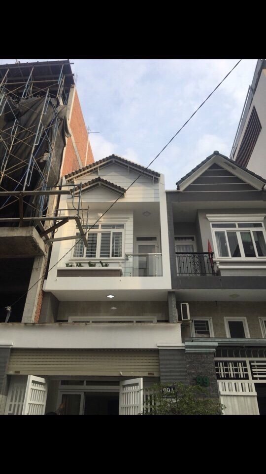 Bán nhà mặt tiền đường phường Tân Quy, Quận 7, DT 4x18m, giá bán 8.2 tỷ