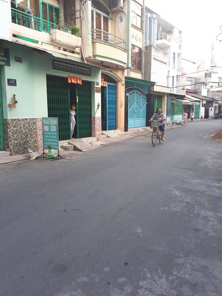 Bán nhà trục hẻm 254 Âu Cơ, phường 9, quận Tân Bình