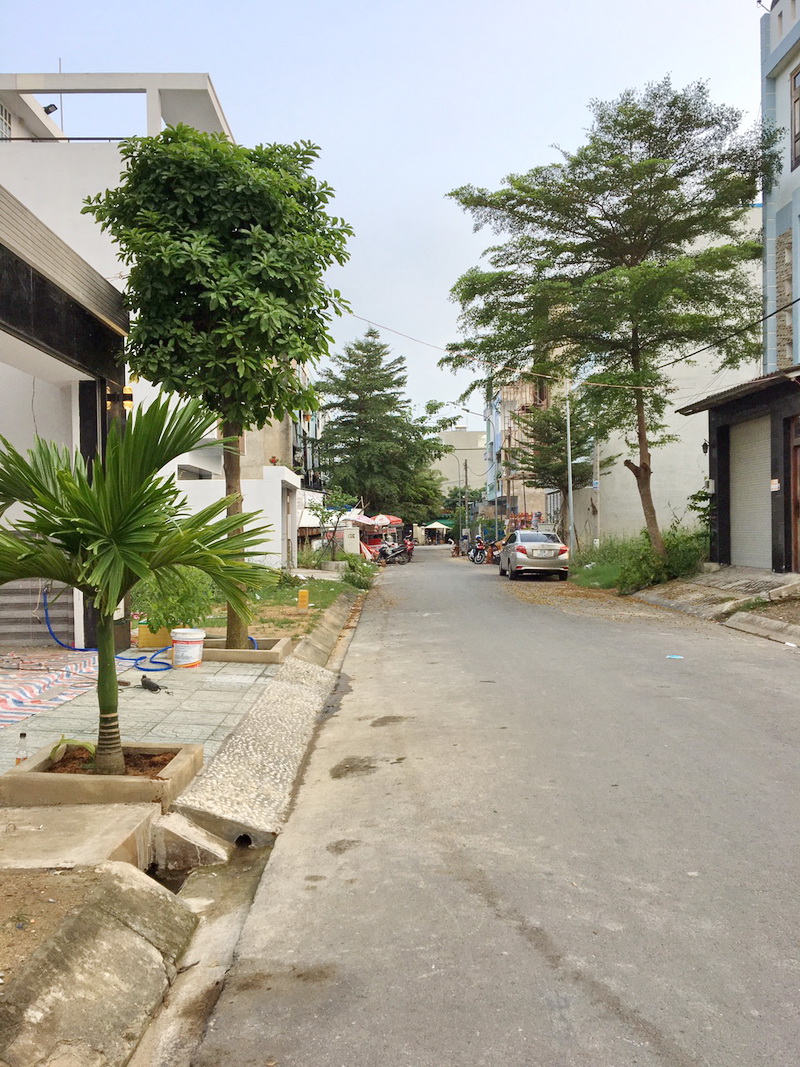 Bán gấp khách sạn 4 lầu KDC Kim Sơn, phường Tân Phong, Quận 7