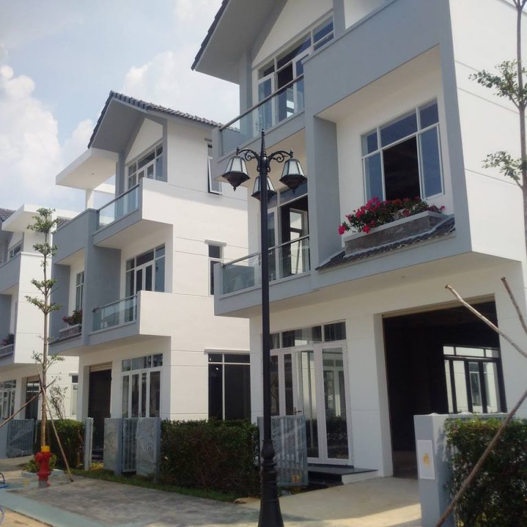 Bán nhà ngay Đại Lộ Võ Chí Công Quận 9 TP Hồ Chí Minh