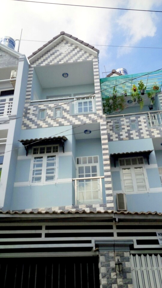 Bán nhà mặt phố tại Đường Ba Vân, Phường 14, Tân Bình, DT: 4x14.5m. 3 lầu, Nhà mới. giá 9.9 Tỷ
