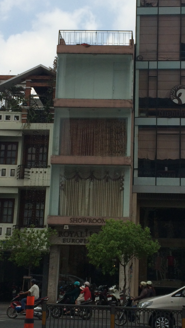 Bán nhà hẻm xe hơi Tô Hiến Thành, Q. 10, DT: 5.6 x 21m, vuông vức, giá 14 tỷ TL