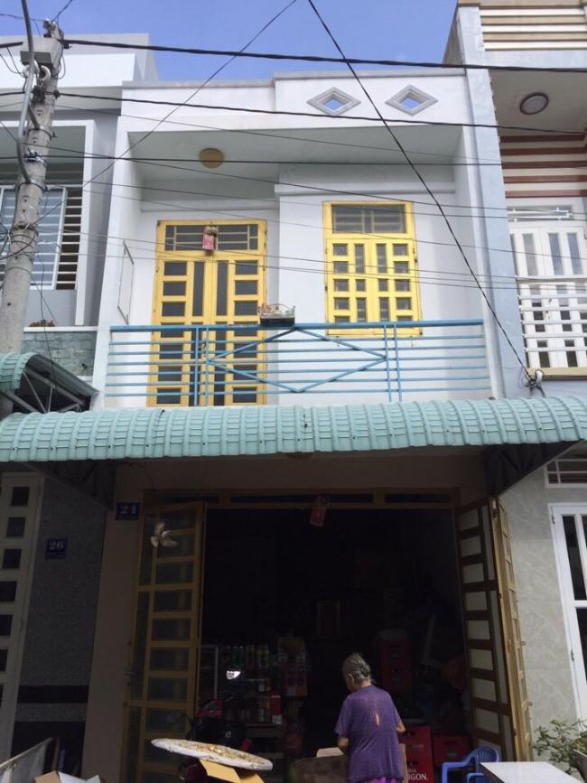 Chủ nhà cần bán gấp nhà mặt tiền đường Nguyễn Biểu ngay góc đường Nguyễn Trãi, P. 2, Quận 5
