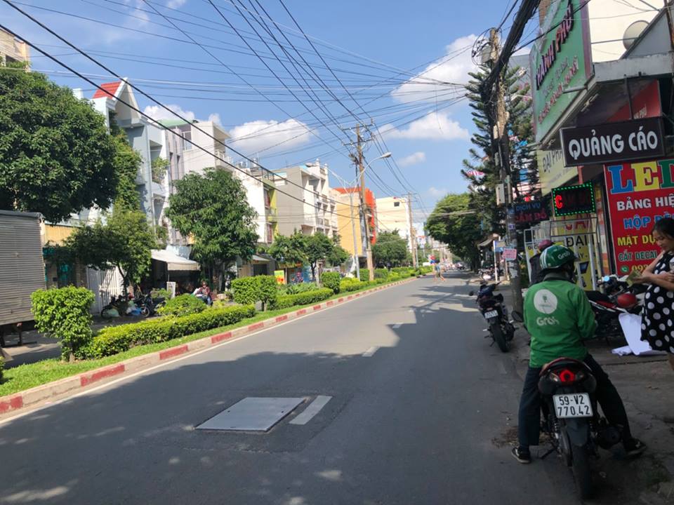 Bán nhà MTKD Nguyễn Cửu Đàm Tân Phú 4.5x20m đúc 2 lầu ST giá 13.5 tỷ TL