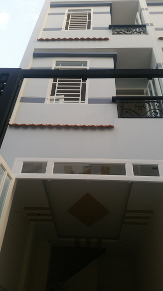 Nhà 2 lầu đường Nguyễn Thị Tú, (khu tái định cư Q5)
