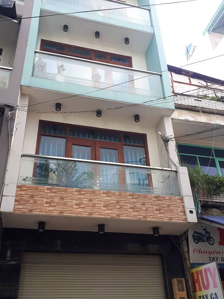 Nhà HXT Nguyễn Hồng Đào, P14, quận Tân Bình, 4,20x14m, 1 trệt, 3 lầu, giá: 7,4 tỷ, TL