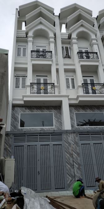 3 bước ra phố-nhà bán cách Trường Chinh 1000m-ngay đường Nguyễn Văn Qúa -chỉ hơn 1,6 tỷ
