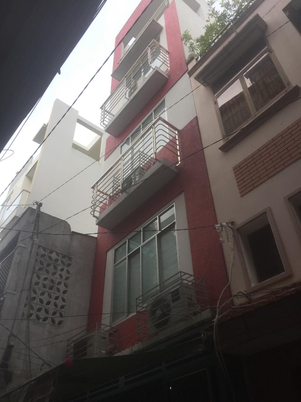  Chính chủ cần bán gấp nhà 506 đường 3 tháng 2, DT: 4.5x12m, giá chỉ 10 tỷ TL
