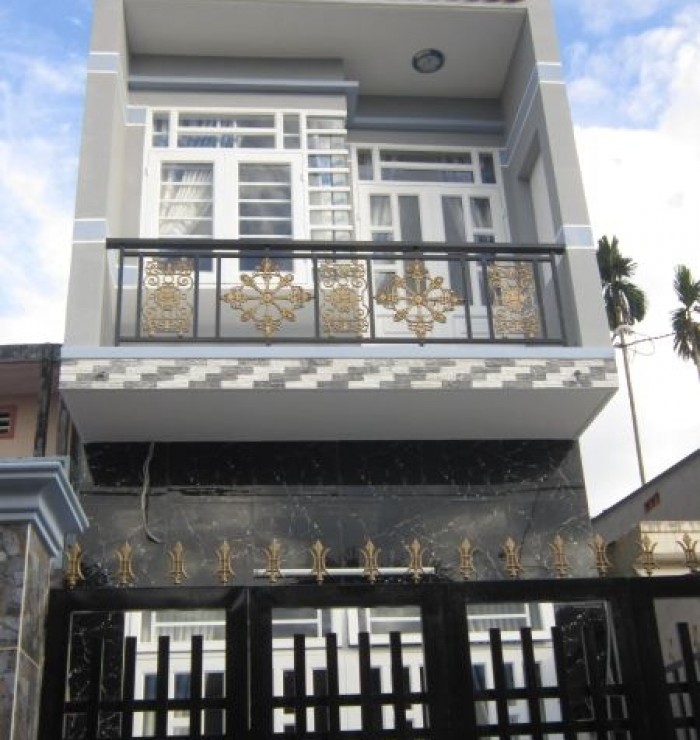 Nhà MT  Lạc Long Quân P10 Quận tân bình. 3,3x16. Giá: 8,2 Tỷ TL