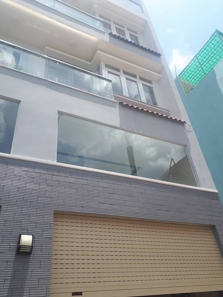 Nhà Trương Công Định Cách Đường 20m Lối Đi Chung 2,5m P.14 Q.TB. 6,2x15.Giá: 9,7 Tỷ TL