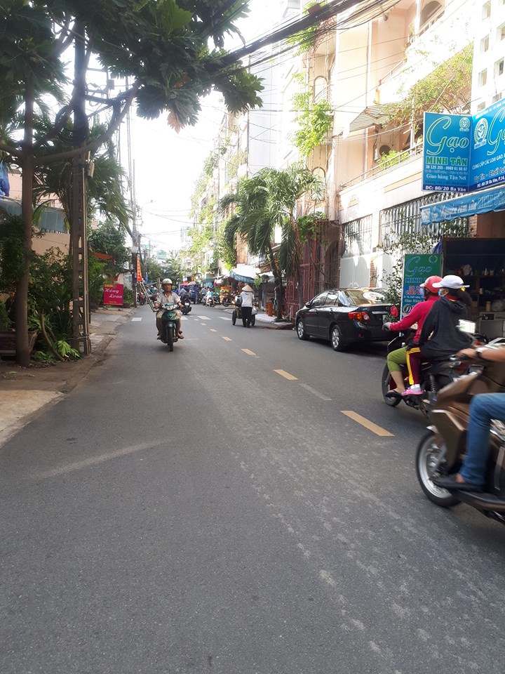 Nhà MT Đất Thánh P6 Quận tân bình. 4,2x12,8. Giá: 6,5 Tỷ TL