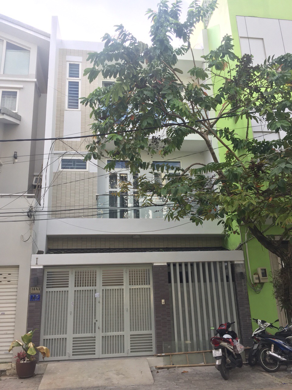 Bán nhà mặt phố tại Đường 73, Phường Tân Phong, Quận 7, Tp.HCM diện tích 90m2  giá 13 Tỷ