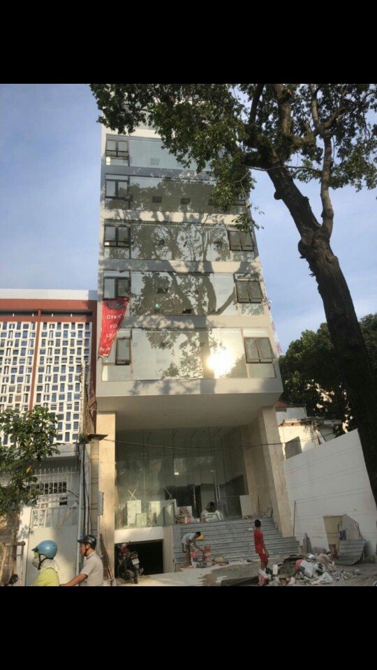 Bán nhà MT Phạm Viết Chánh, P19, DT 4.3x25m, công nhận 105m2, góc gần Nguyễn Hữu Cảnh. CT 45 tr/th