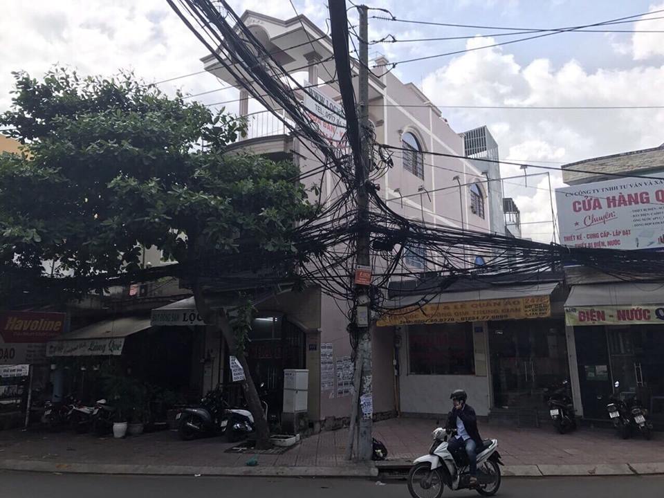 Bán nhà MT Gò Dầu, Tân Phú, 2 lầu, DT 4.2x16m, giá 11.7 tỷ