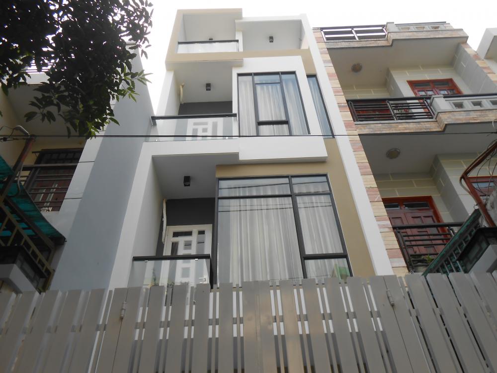 Bán gấp chỉ duy nhất 1 căn HXH Cao Thắng, Q10 DT 4.2x16,3m NH 5,2m trệt, 4 lầu, 16,5 tỷ 0911709779