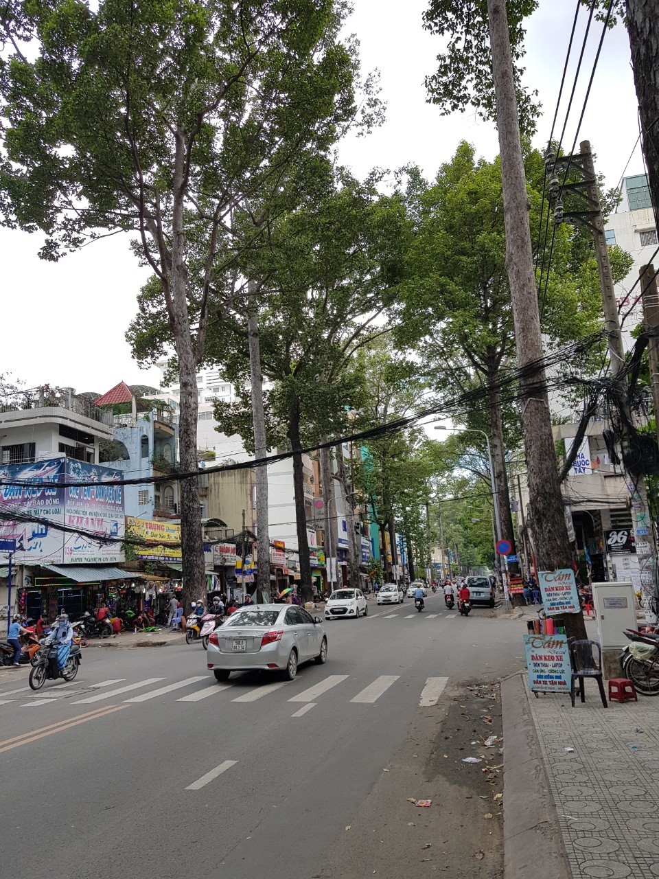 Bán nhà mặt tiền đường Cống Quỳnh, quận 1, diện tích lớn