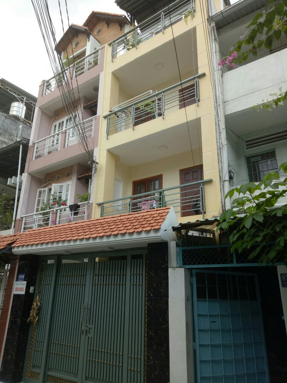 Bán gấp 2 căn liền kề đường Hậu Giang, phường 4, Tân Bình, diện tích 6x24m, NH 6.5m
