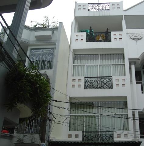 Bán gấp nhà HXH 8m Nguyễn Trãi, Q5, 4.5x15m, giá thấp nhất thị trường