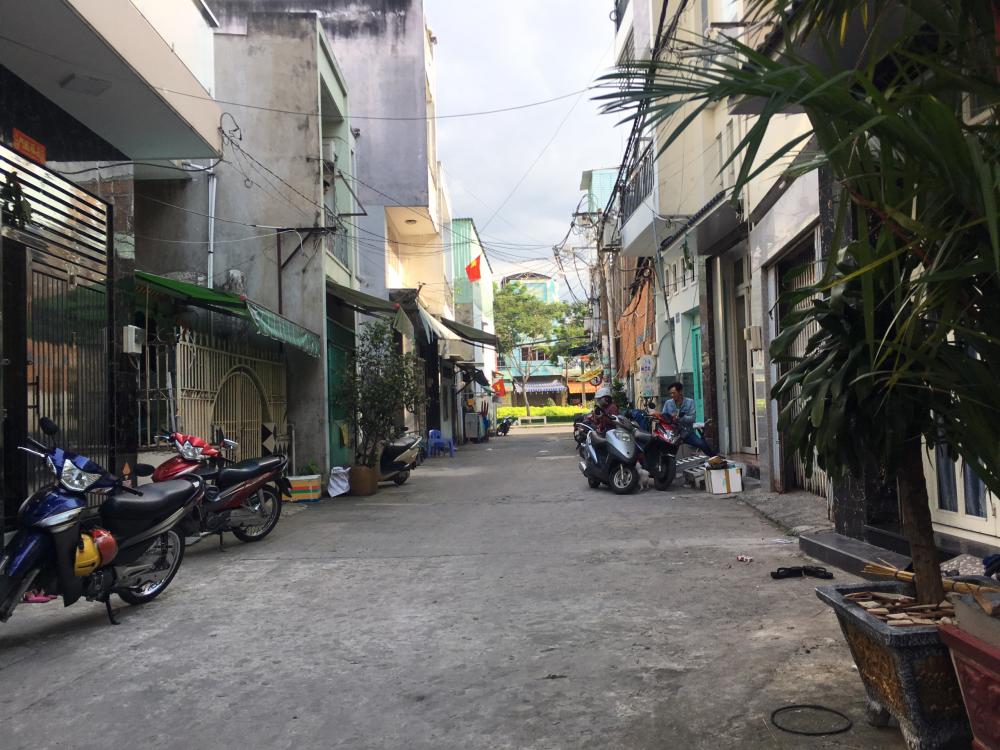 Nhà 1 lầu 1 sẹc đường Kênh Nước Đen gần Tân Phú