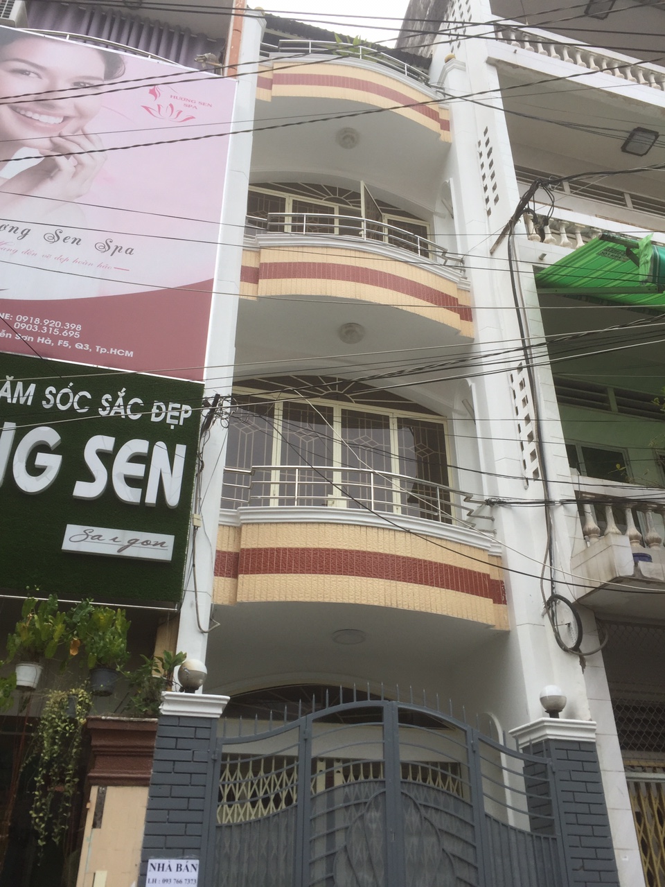 Bán nhà mặt phố góc 2MT hẻm Nguyễn Tiểu La, Quận 10. DT: 7x12m, giá 12 tỷ