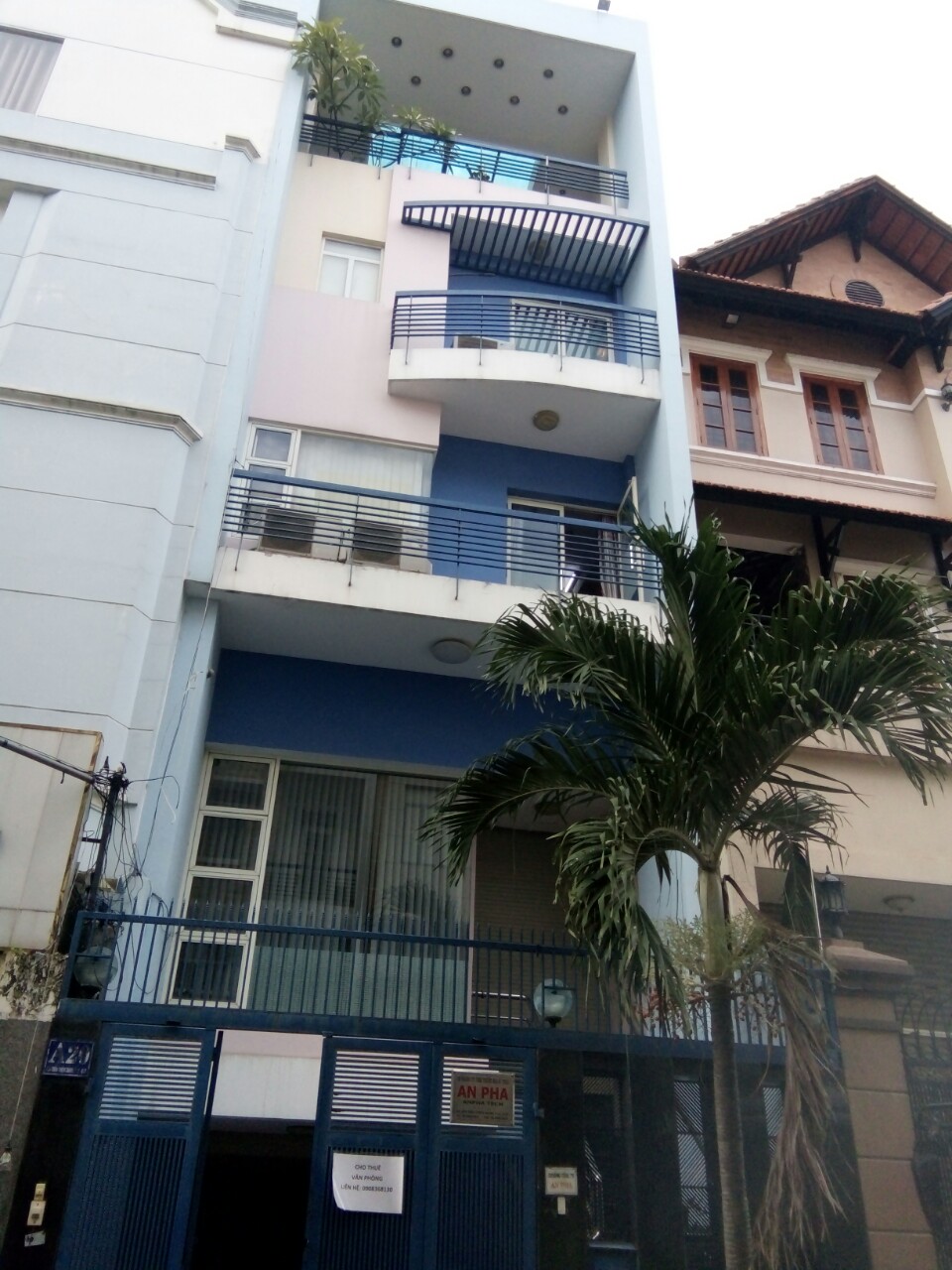 Chính chủ cần bán gấp nhà mặt tiền đường Bình Thới, Q. 11, DT: 4x18m