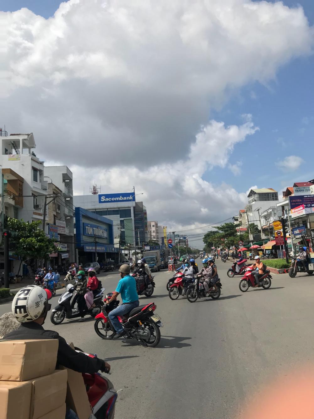 Bán nhà mặt tiền Hà Huy Giáp góc 2MT đường giáp với Nguyễn Oanh, Gò Vấp