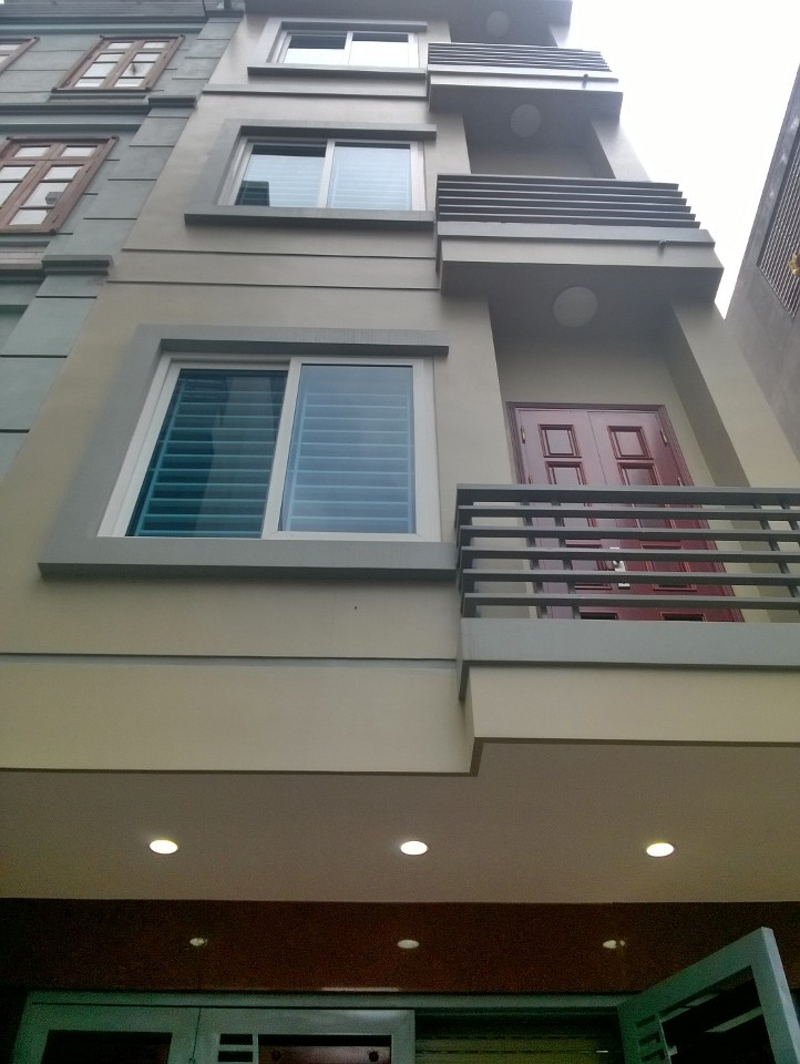 Nhà MT đường Vĩnh Viễn, DT: 6x20m, 4 tầng, HD thuê 60 tr, giá 30 tỷ, LH: 0911709779