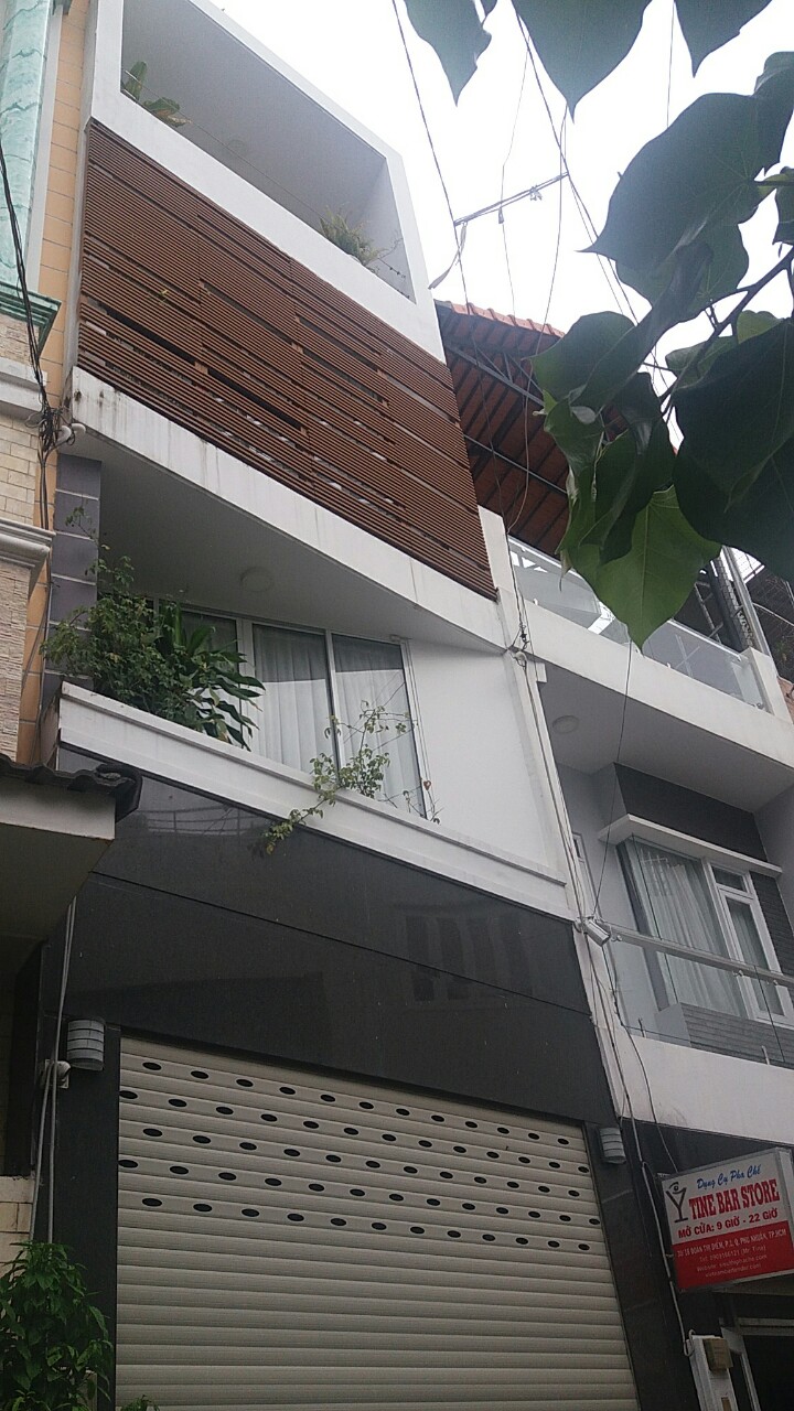 Nhà mặt tiền 4 lầu ST Nguyễn Huy Tự, P.Đa Kao, Q1 bán gấp trong tháng 