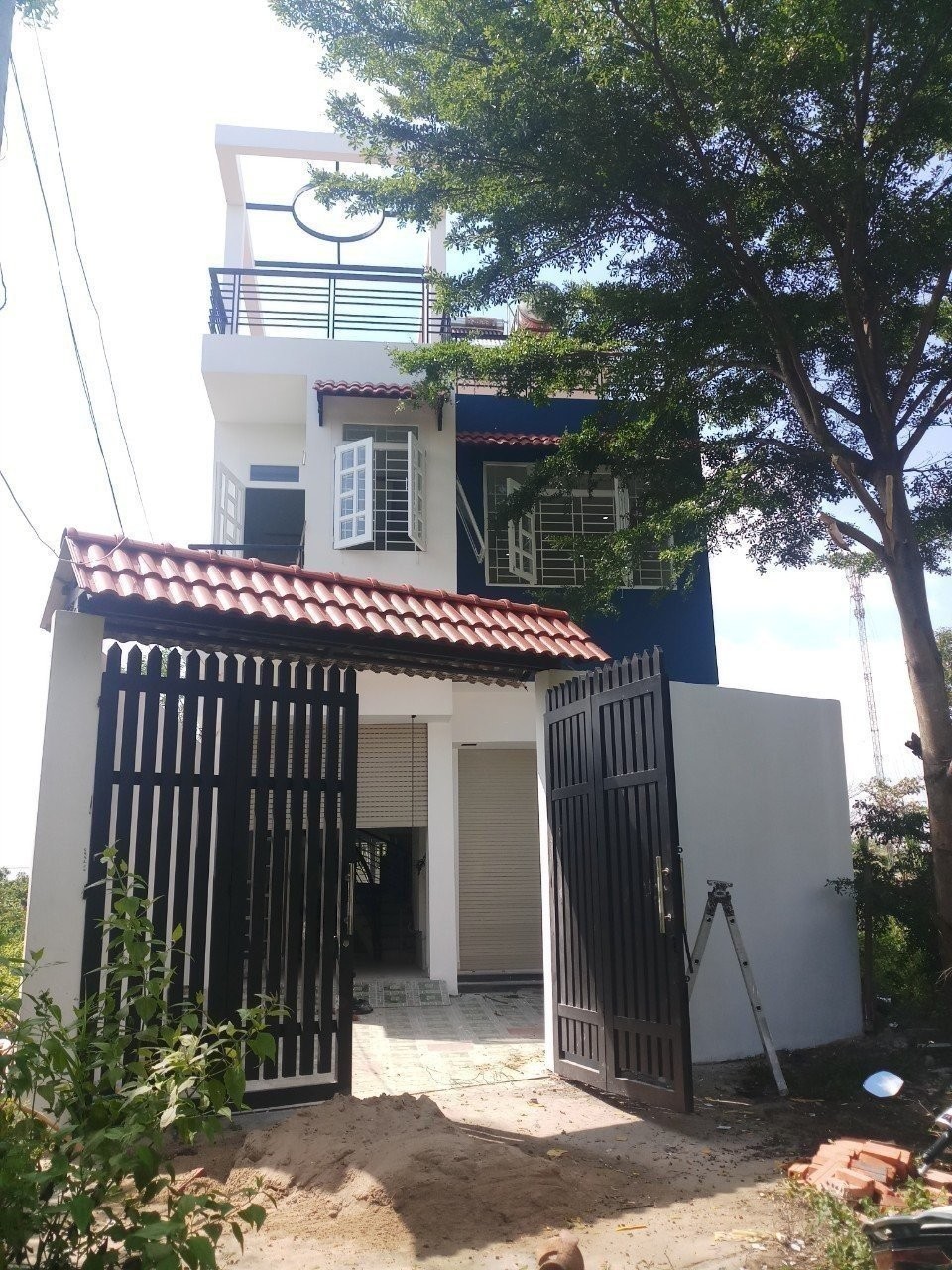 Bán nhà mới mặt tiền hẻm 12m Nguyễn Bình Nhà Bè, DT 6,5x17m. Giá 3,6 tỷ