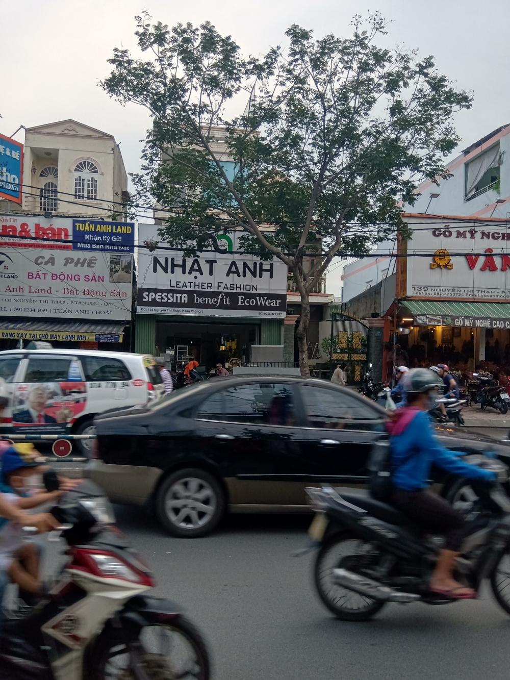 Bán nhà mặt tiền Nguyễn Thị Thập, Q7, DT 5*30m, trệt + lầu. Giá bán 26 tỷ