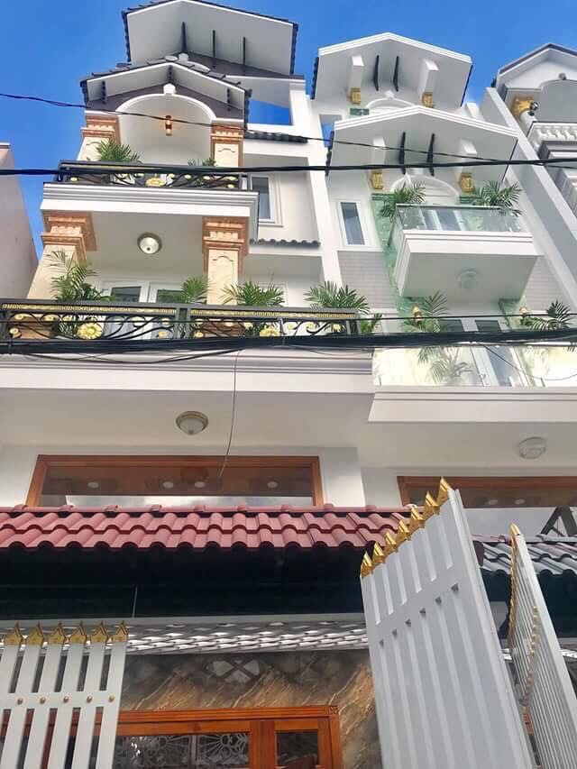 Bán nhà tuyệt đẹp giá rẻ hxh Quang Trung, dt 4 x 17m, 6,7 tỷ tl