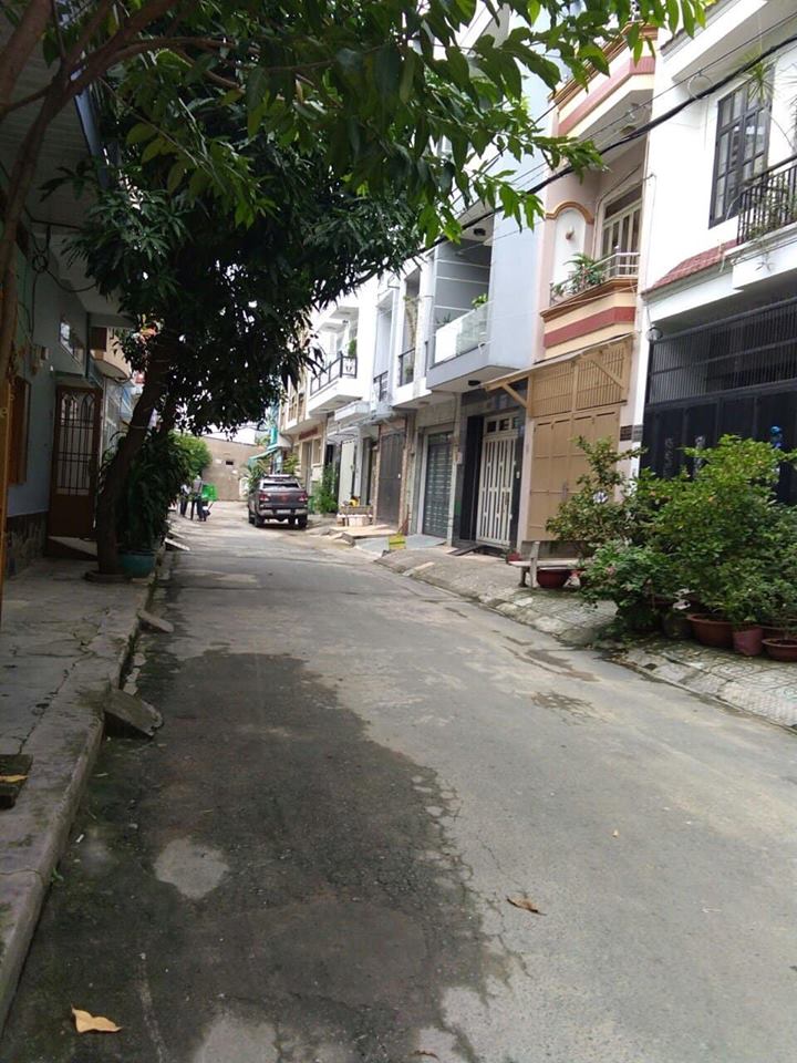 Nhà hẻm 6m thông 382 Tân Kỳ Tân Quý, P. Tân Quý, Q. Tân Phú, 4.5x15.5m, 3 lầu, 7tỷ5