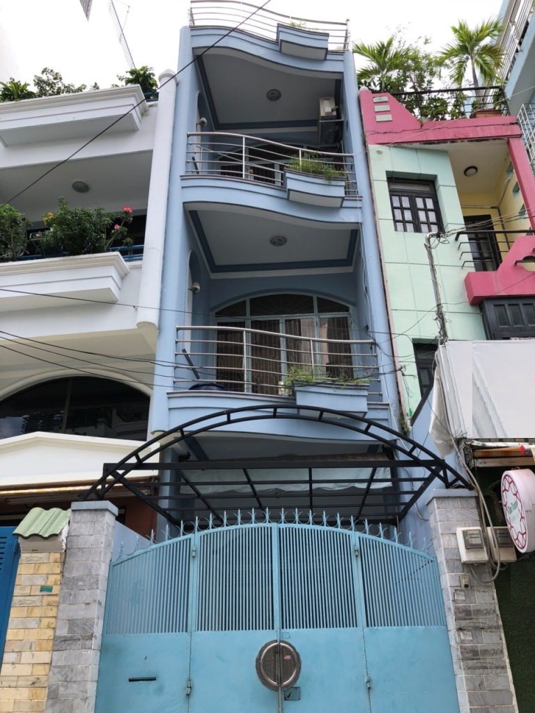 Bán nhà Duy Tân, P. 15, Phú Nhuận, 3 lầu, sân thượng, giá: 12,5 tỷ, LH: 0901620317